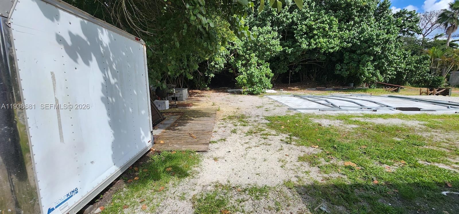 LAKEWOOD GARDENS 3 - Land