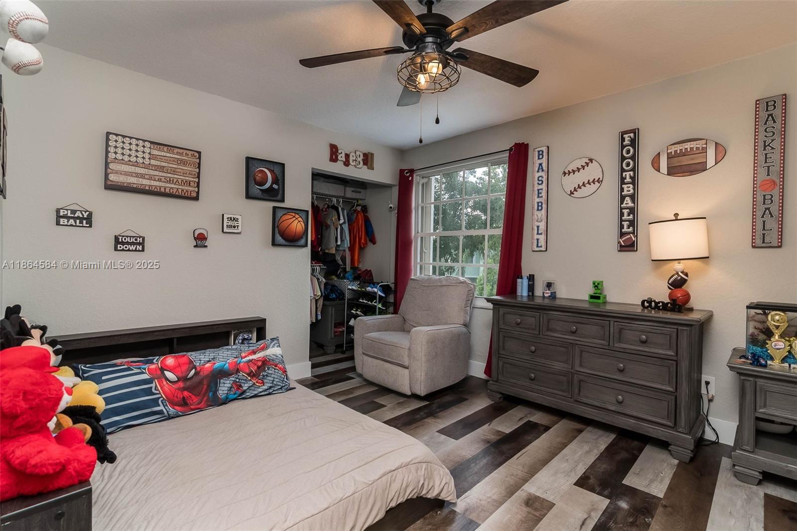 REGENCY LAKES AT COCONUT - Residential