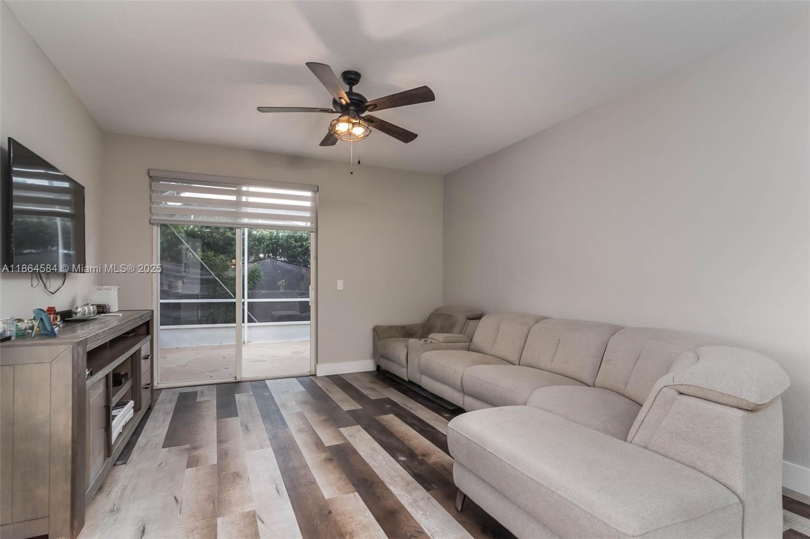 REGENCY LAKES AT COCONUT - Residential