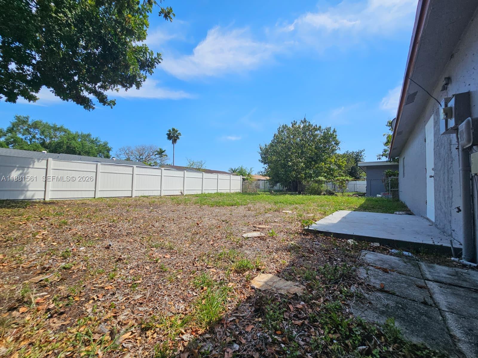 NORTH LAUDERDALE VILLAGE - Residential