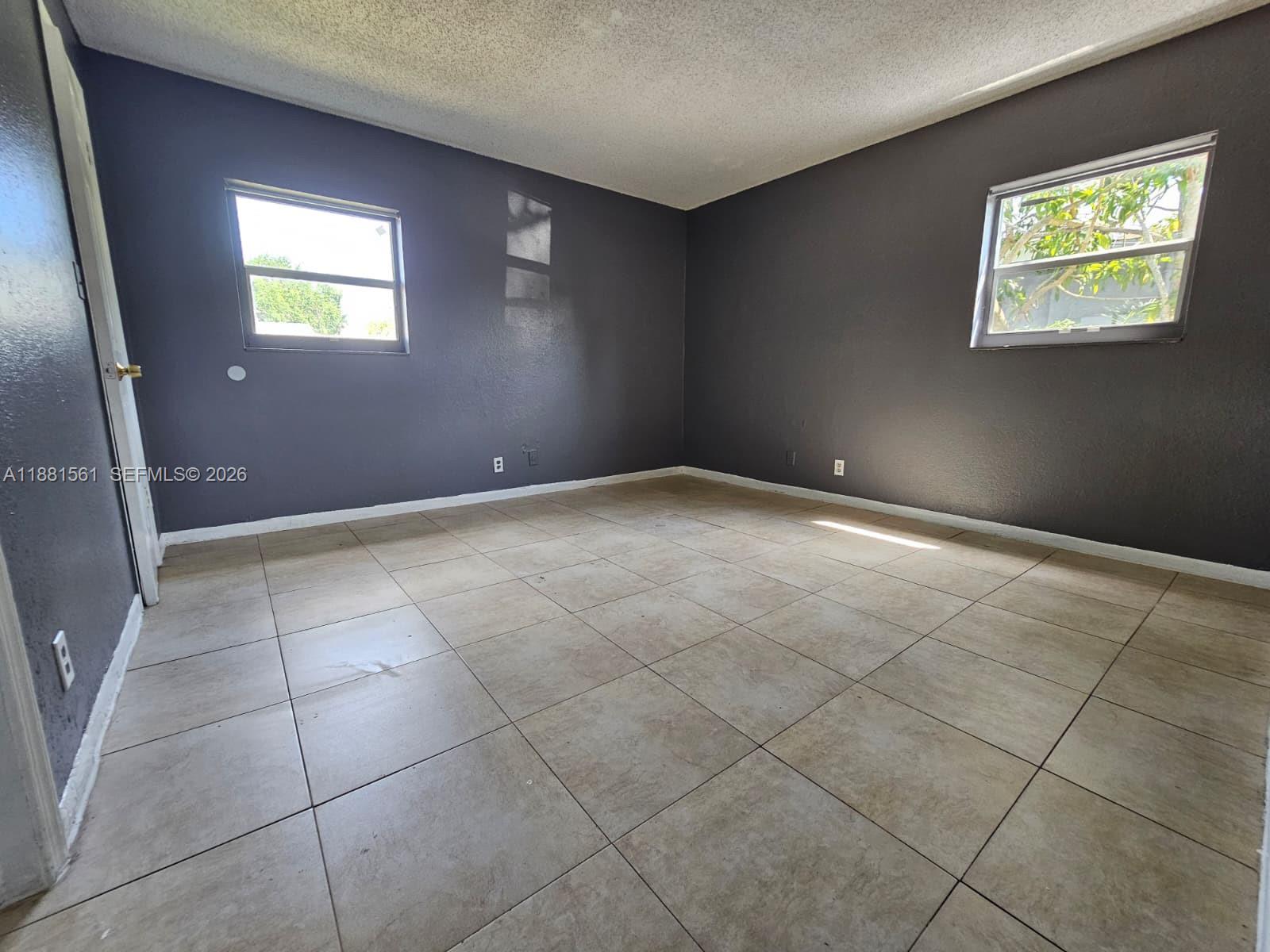 NORTH LAUDERDALE VILLAGE - Residential
