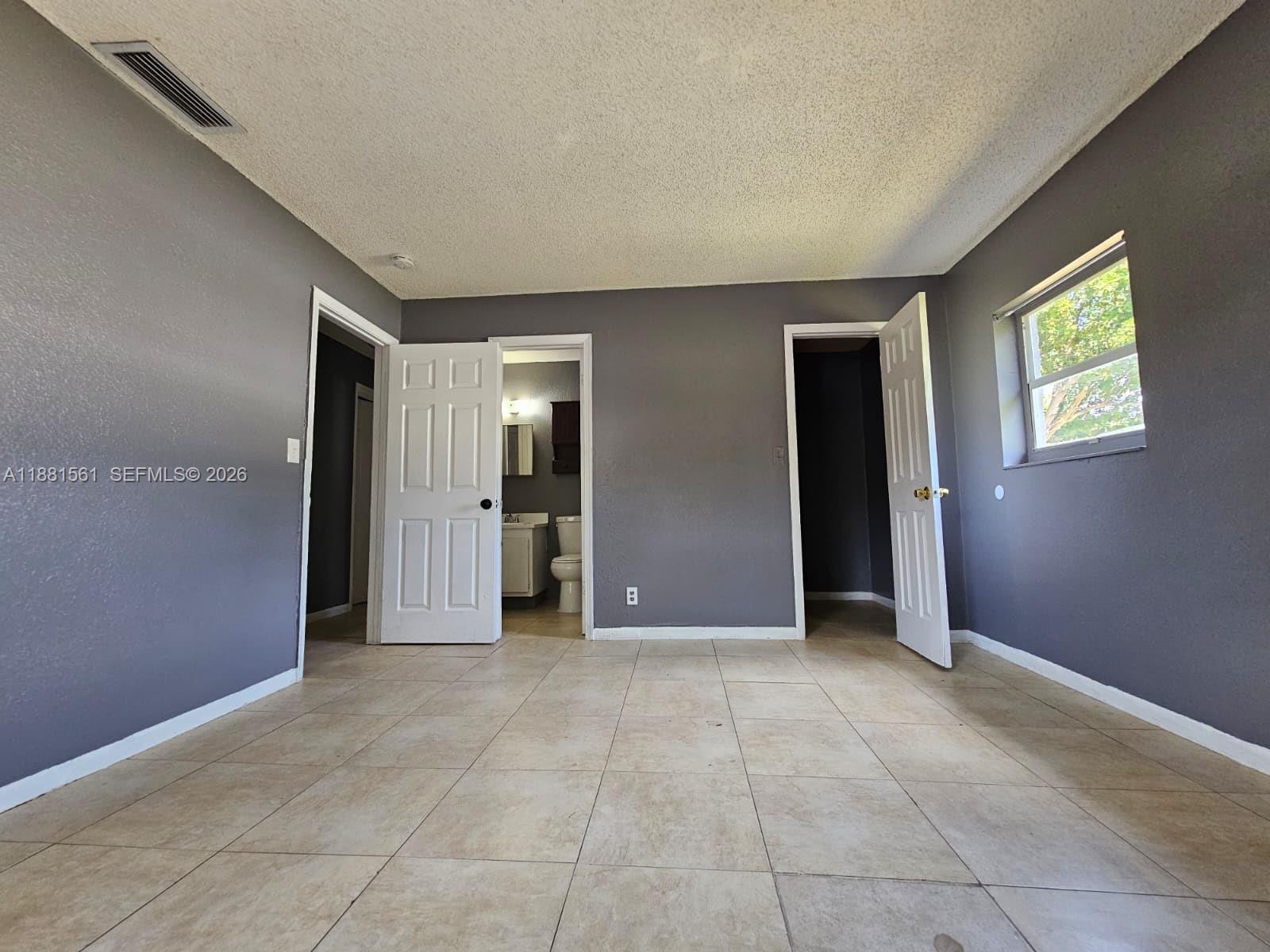 NORTH LAUDERDALE VILLAGE - Residential