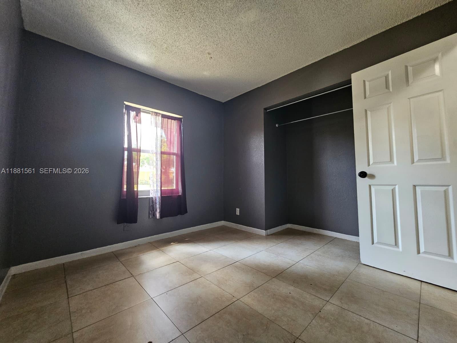NORTH LAUDERDALE VILLAGE - Residential