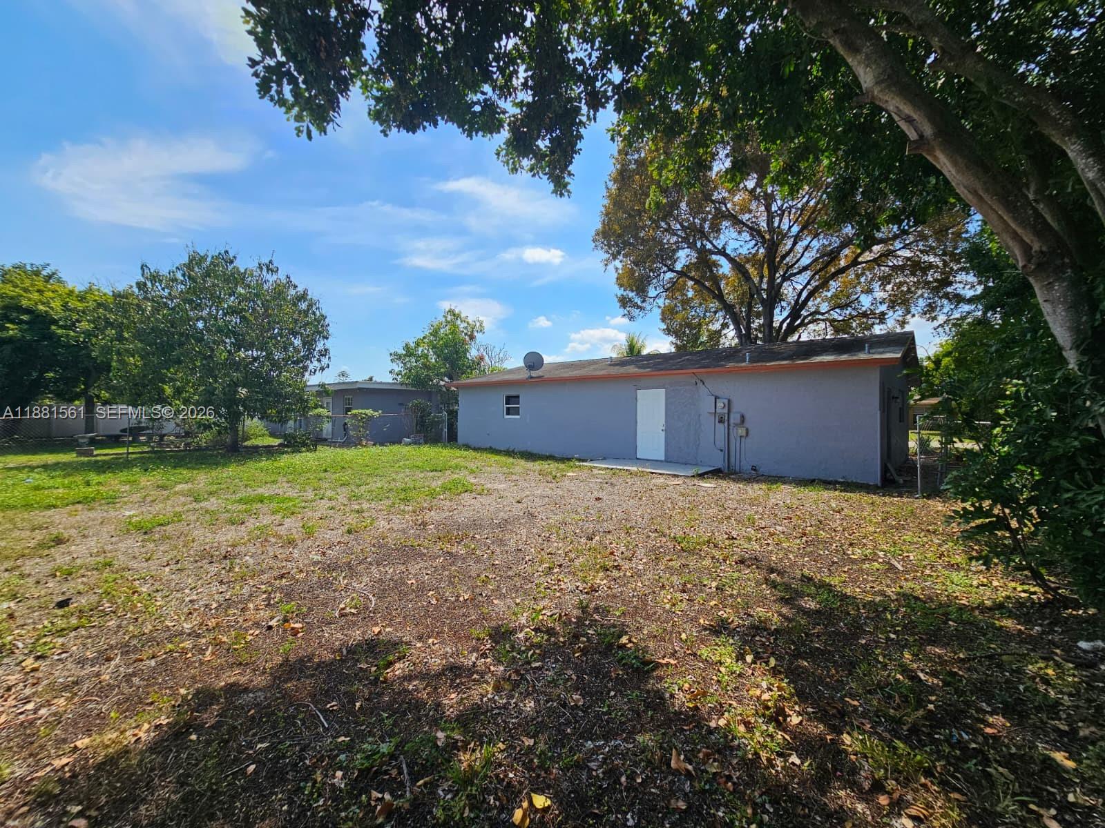 NORTH LAUDERDALE VILLAGE - Residential