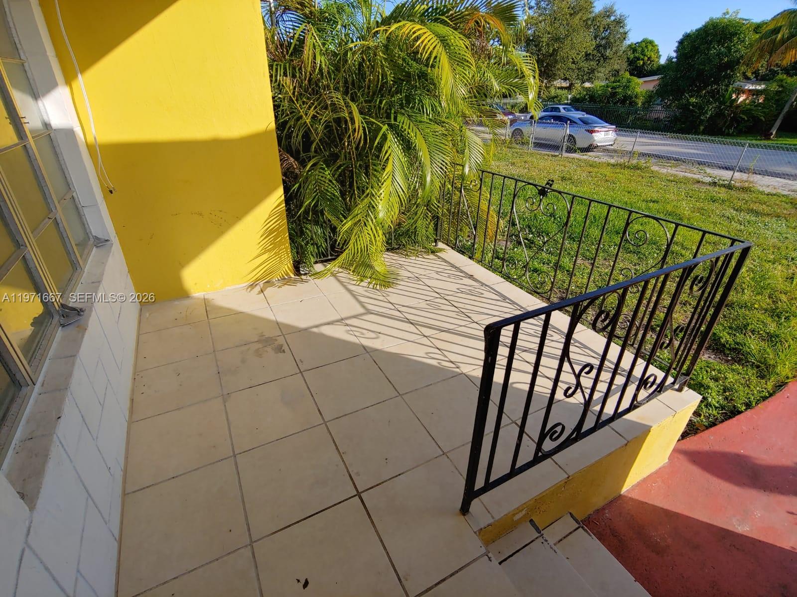 ARCH CREEK ESTS - Residential Lease