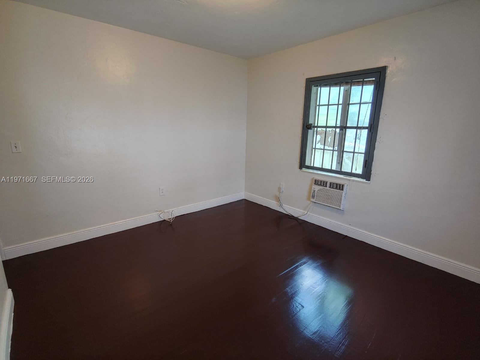 ARCH CREEK ESTS - Residential Lease