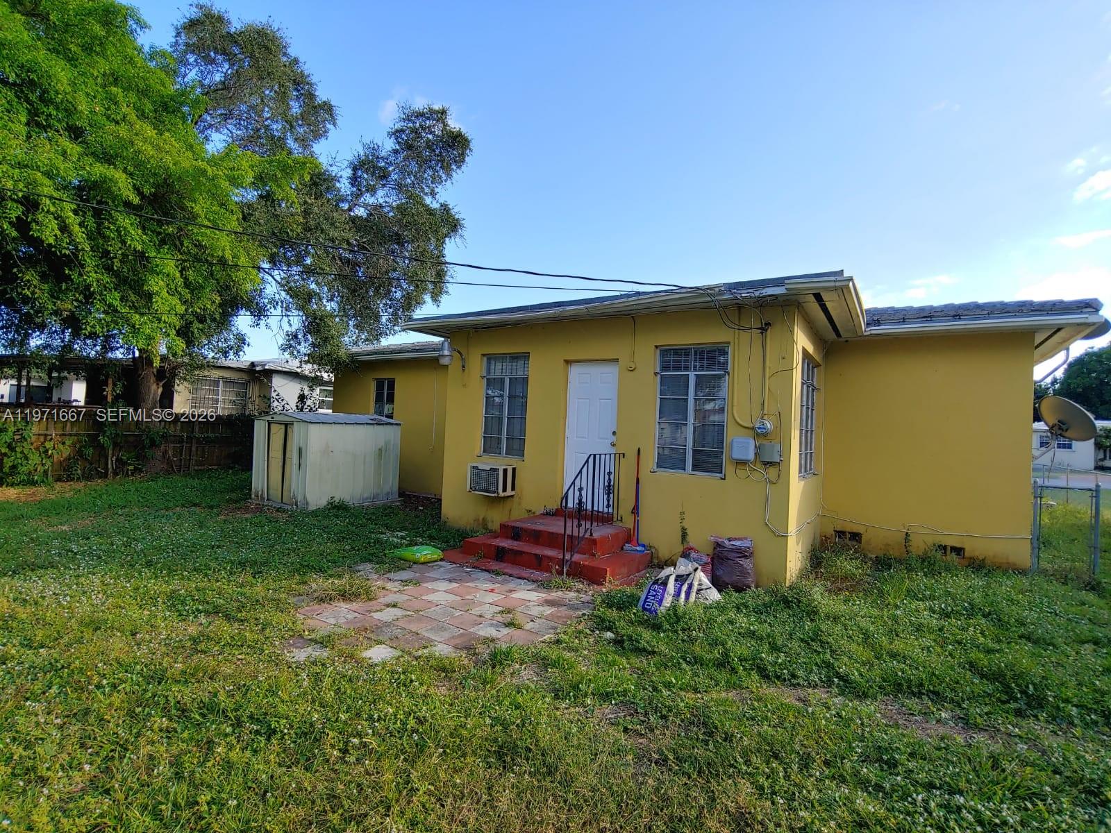 ARCH CREEK ESTS - Residential Lease