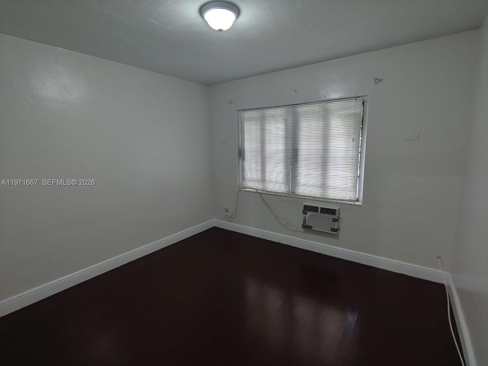 ARCH CREEK ESTS - Residential Lease