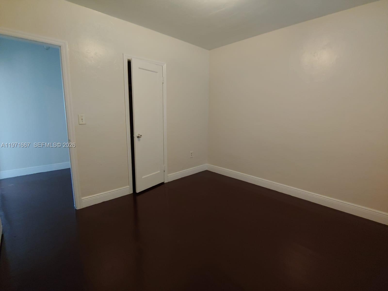 ARCH CREEK ESTS - Residential Lease