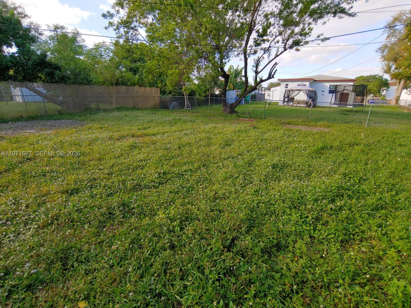 ARCH CREEK ESTS - Residential Lease