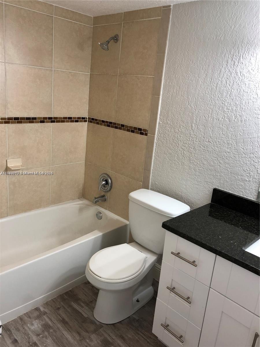 CROSS CREEK CONDO - Residential Lease