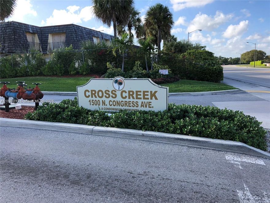 CENTRALLY LOCATED AND AVAILABLE TO RENT NOW. LARGE UNIT OF 2 BEDROOMS, 2 BATHS. MINUTES TO THE PALM BEACH INTERNATIONAL AIRPORT, PALM BEACH OUTLET MALL, DOWNTOWN WEST PALM BEACH AND MINUTES FROM THE BEACH. WATER IS INCLUDED IN THE RENT. AMENITIES INCLUDE COMMUNITY LAUNDRY FACILITIES, A COMMUNITY POOL, AND CLUBHOUSE. WASHER AND DRYER IN UNIT.  FAST APPROVAL.NO PETS ALLOWED BY THE ASSOCIATION. 700+ CREDIT SCORE PREFFERED. 1ST MONTH, LAST MONTH, AND SECURITY DEPOSIT TO MOVE IN. SEE ATTACHMENTS FOR HOA APPLICATION AND INFORMATION. PARTIALLY REFURBISHED IN 2022.