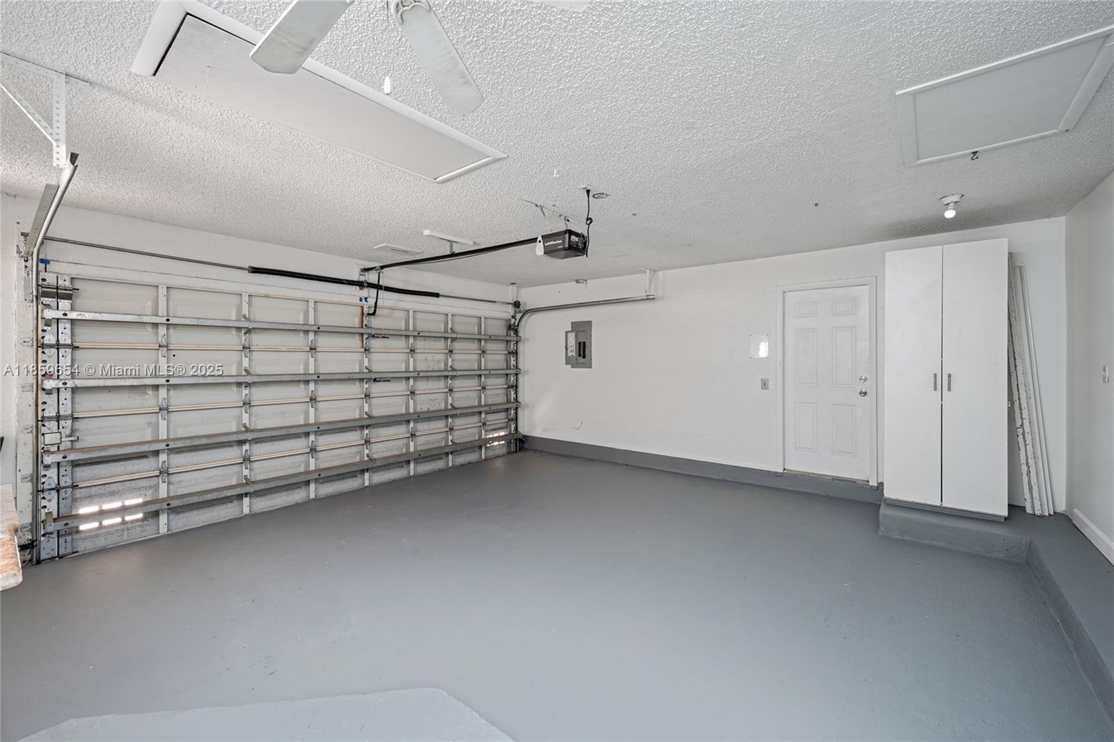 VILLAGES OF HILLSBORO - Residential