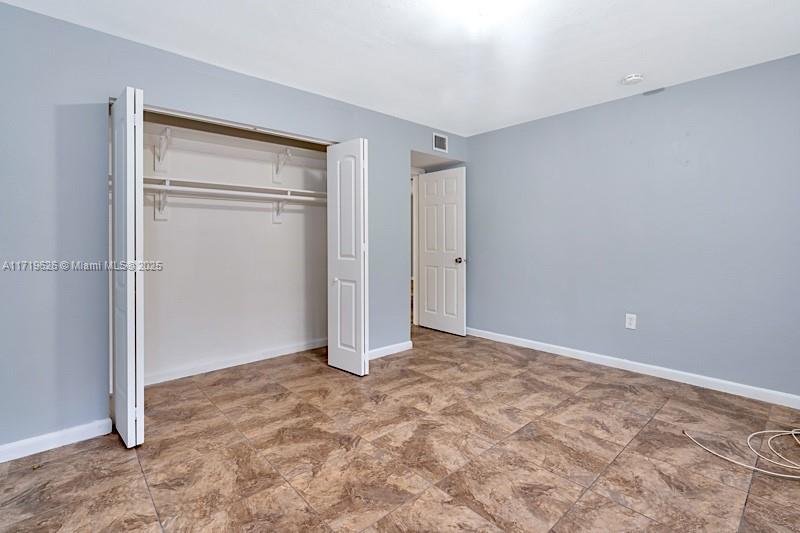 MARBELLA CONDO - Residential