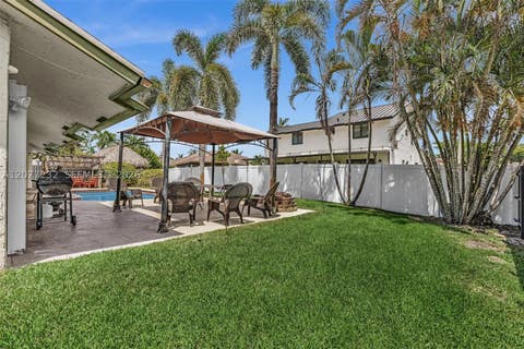 Tiny photo for 741 SW 100th Ter, Pembroke Pines, FL 33025 (MLS # A12077232)