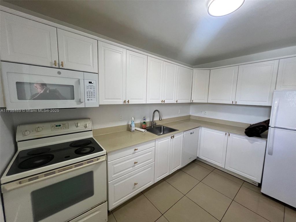 Photo of 1516 SW 5th Pl #1-4, Fort Lauderdale, FL 33312 (MLS # A11798469)