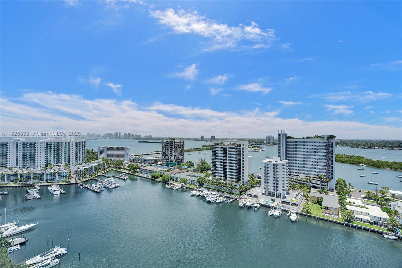 ELOQUENCE ON THE BAY COND - Residential