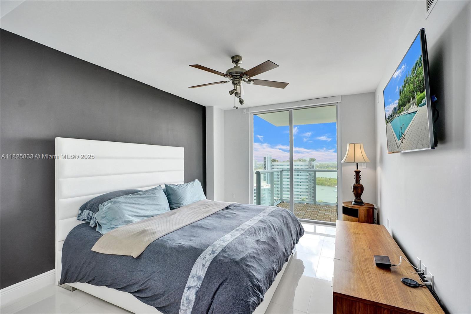 ELOQUENCE ON THE BAY COND - Residential