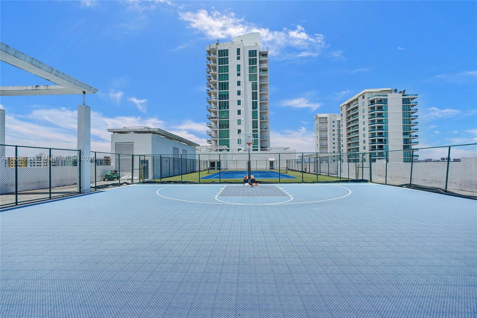 ELOQUENCE ON THE BAY COND - Residential