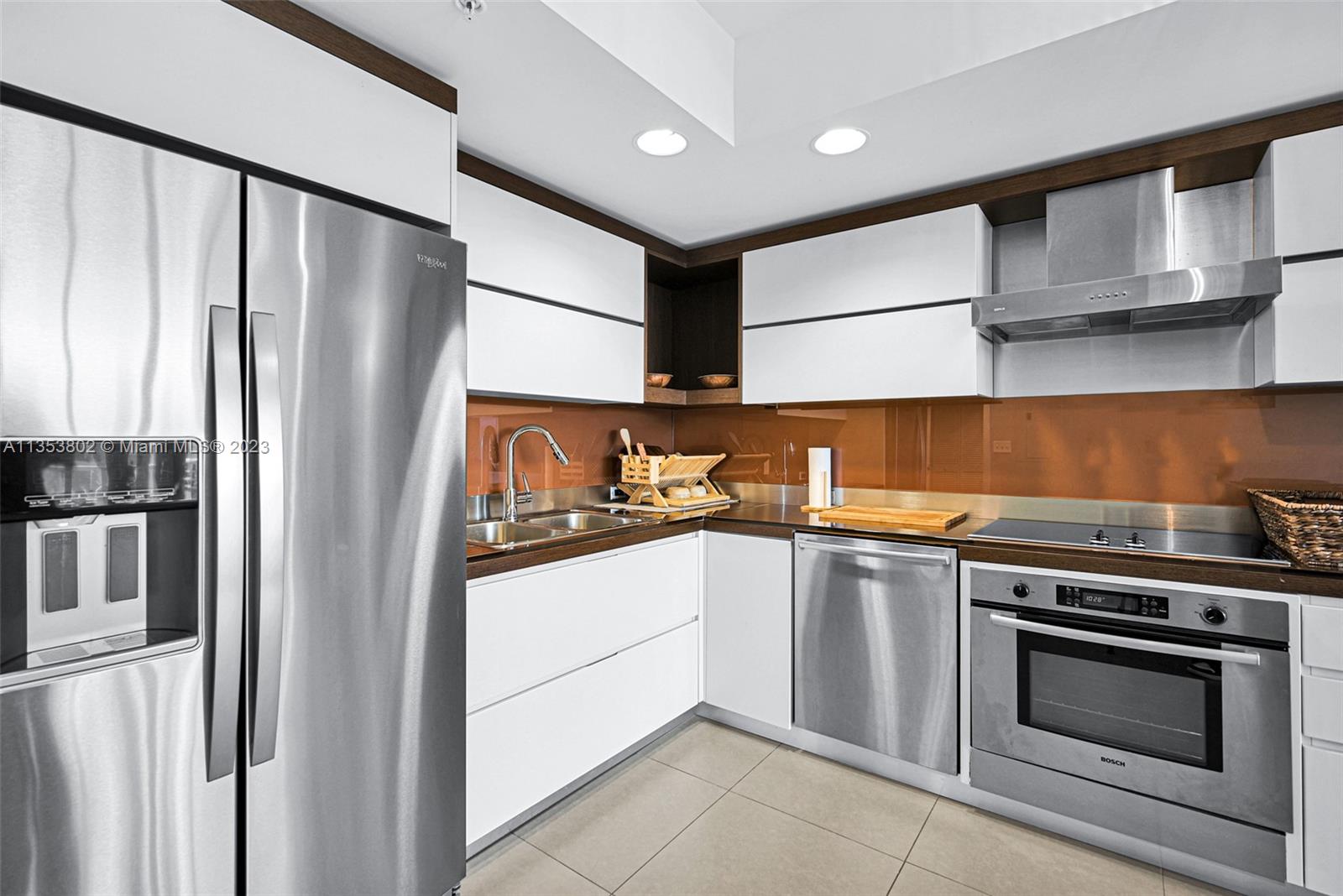 ARTEPARK NORTH CONDO - Residential Lease