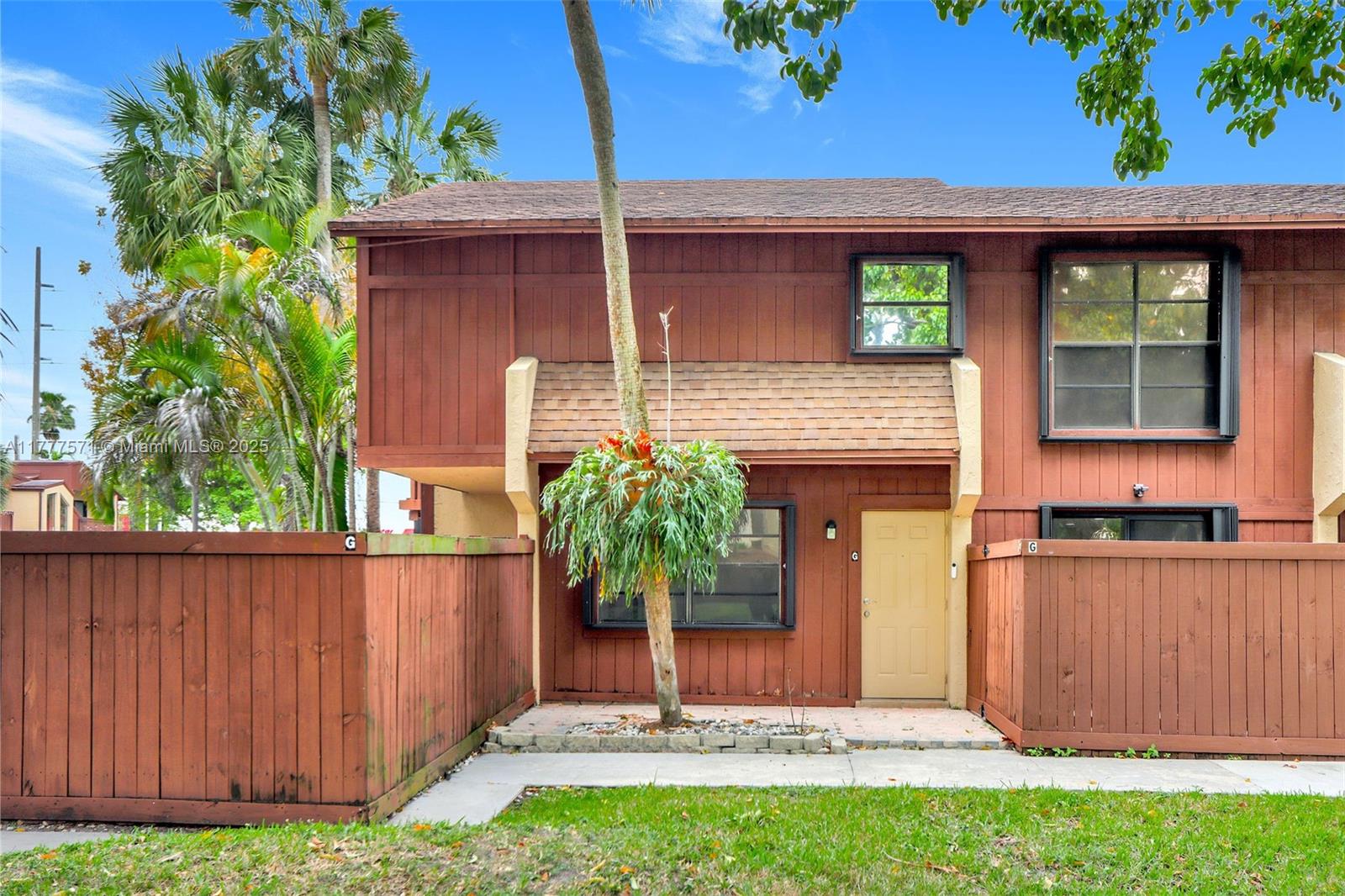 6619 Sw 116th Pl G7, Miami, Broward County, Florida - 2 Bedrooms  
2 Bathrooms - 