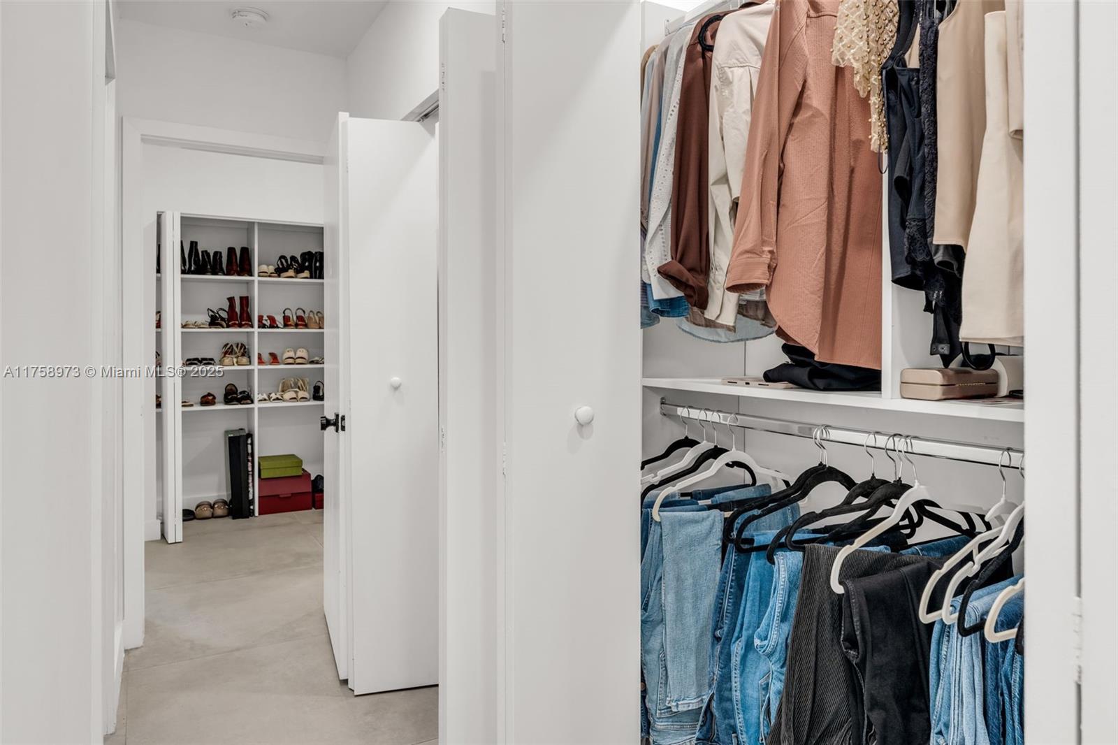 C GAB COUNTRY CLUB SEC 5 - Residential