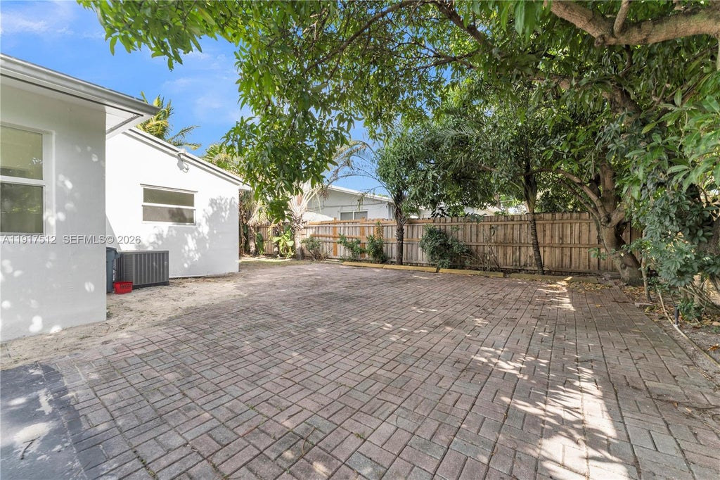 Photo of 5820 Sheridan St, Hollywood, FL 33021 (MLS # A11917512)