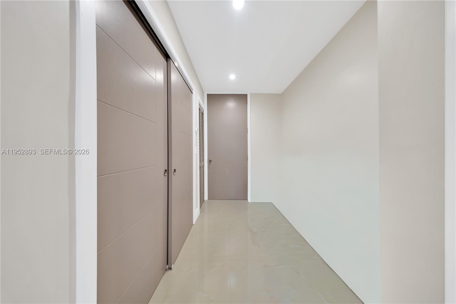 6TH ADDN TO HIALEAH - Residential Income