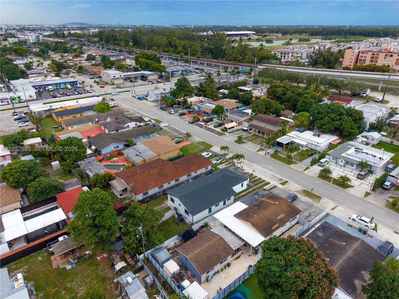 6TH ADDN TO HIALEAH - Residential Income