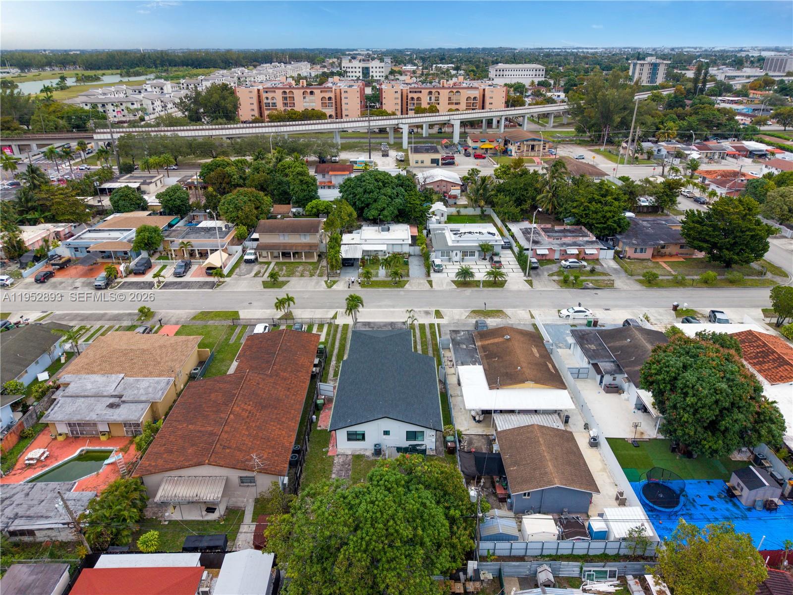 6TH ADDN TO HIALEAH - Residential Income