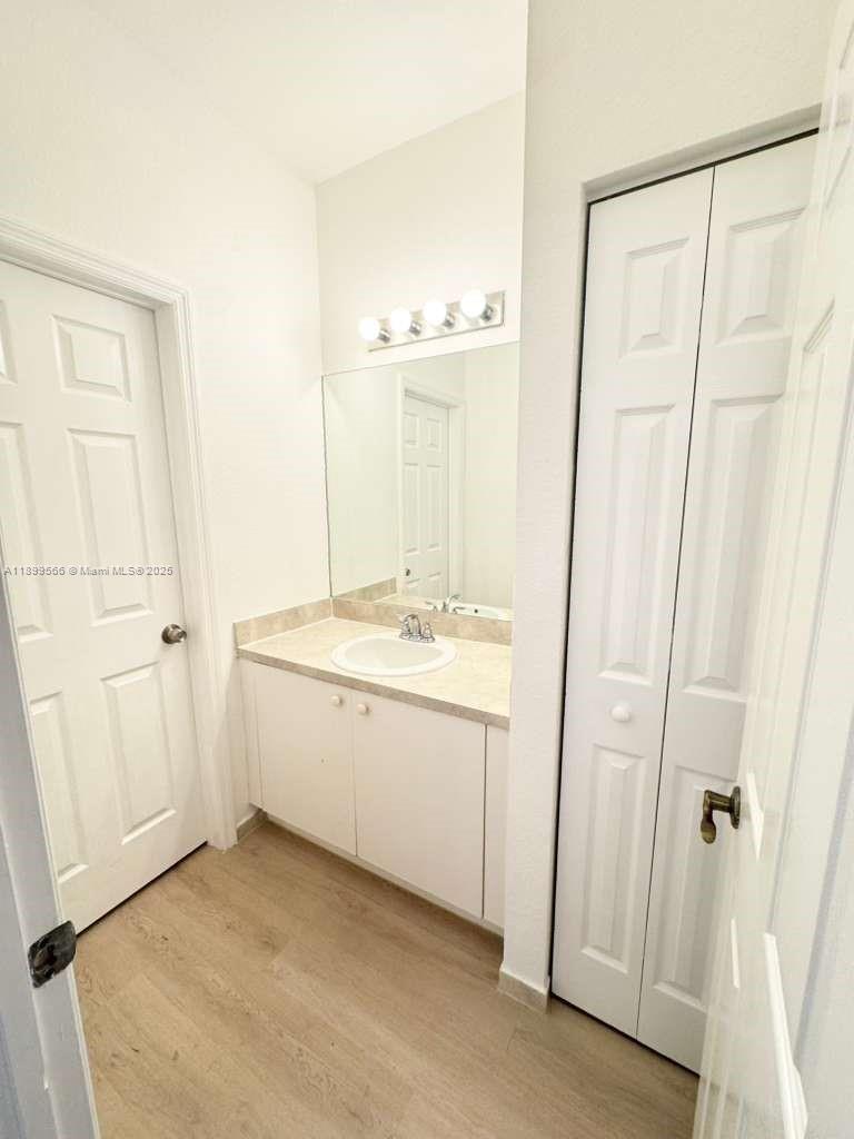 UNITED HOMES AT BELLA VIS - Residential Lease