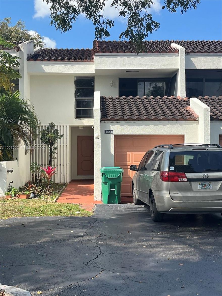 FULLY RENOVATED, CUL-DE-SAC TOWNHOME IN THE GATED COURTS OF INVERRARY. DECEPTIVELY LARGE 3 BEDROOM / 2.5 BATHROOM WITH WOOD FLOORS IN BEDROOMS. UPSCALE, MODERN TILE FLOORING AND FINISHES, STONE COUNTERTOPS, NEW EVERYTHING. TUCKED AWAY IN A SECURE GATED COMMUNITY IN THE HEART OF INVERRARY. CLOSE TO SHOPPING AND EVERYTHING YOU NEED. AMENITIES INCLUDE A HEATED SWIMMING POOL, SAUNA, GYM, AND PLAYGROUNDS. COME SEE!