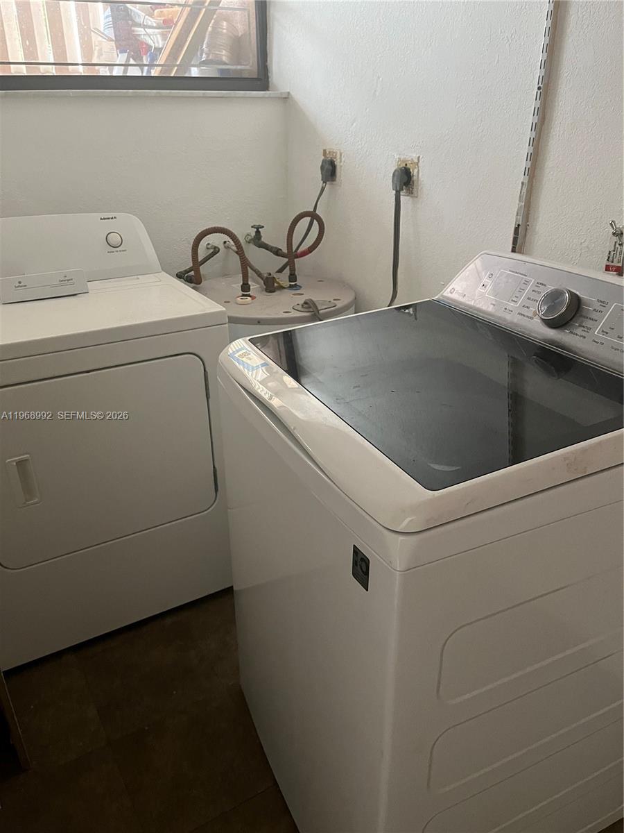 COURTS OF INVERRARY PHASE - Residential