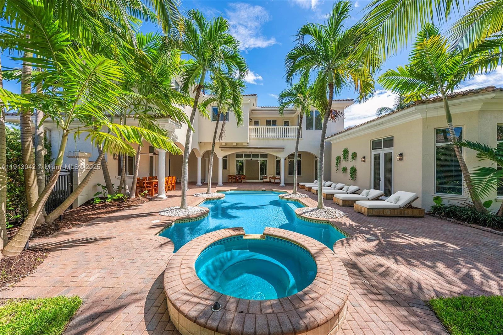 THREE ISLANDS 3RD SECTION - Residential