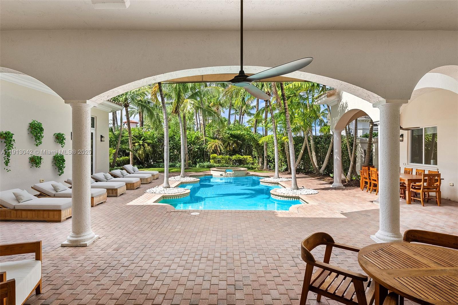 THREE ISLANDS 3RD SECTION - Residential