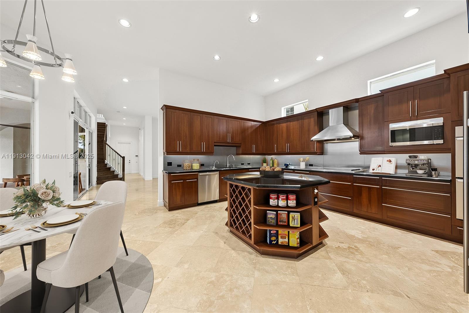 THREE ISLANDS 3RD SECTION - Residential