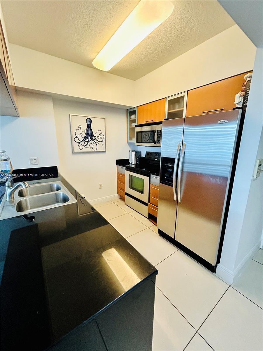 1750 N Bayshore Dr 3609