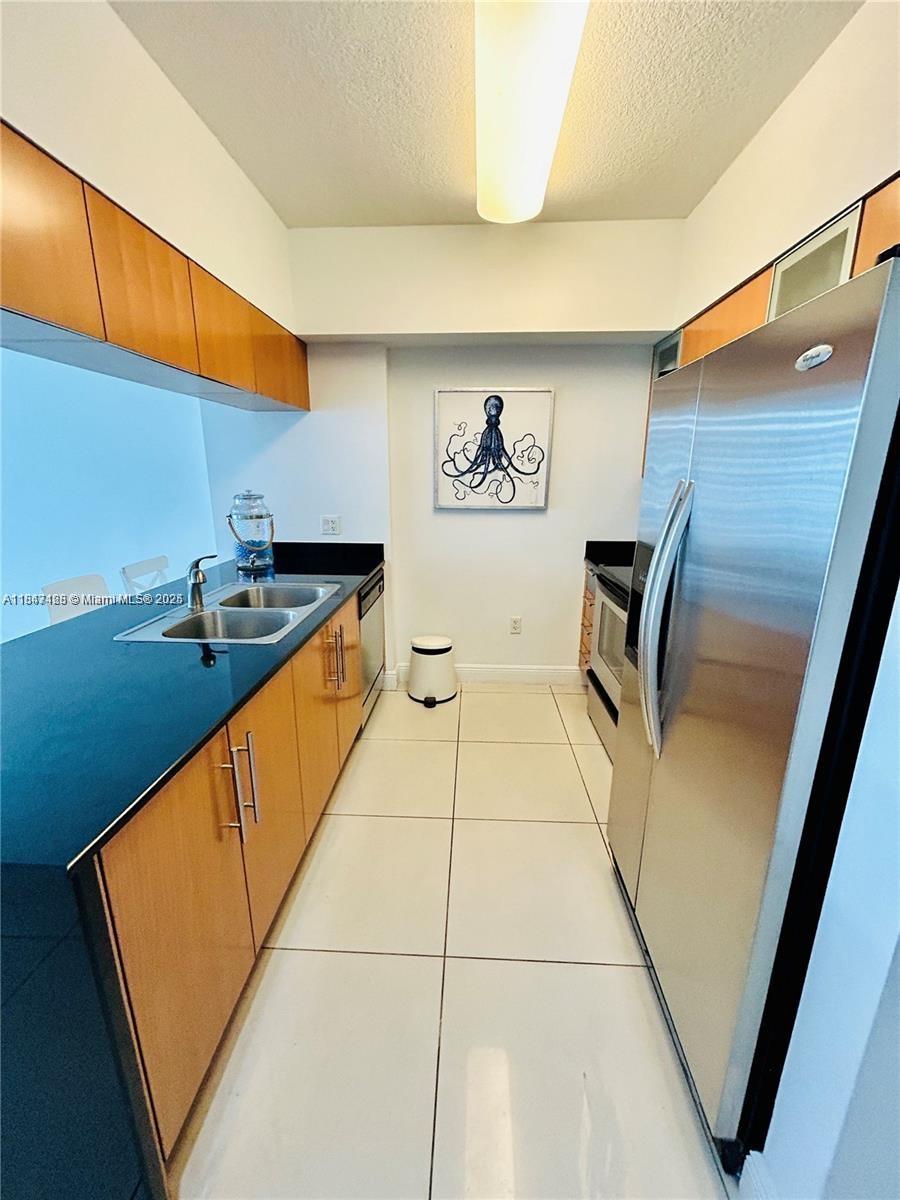 1750 N Bayshore Dr 3609