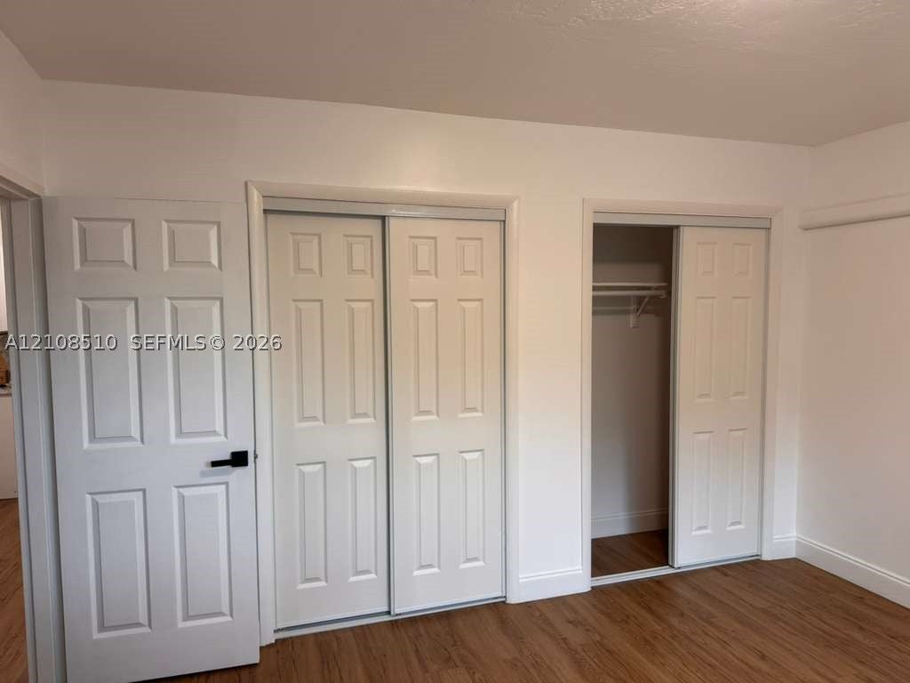 160 NE 55th St 11