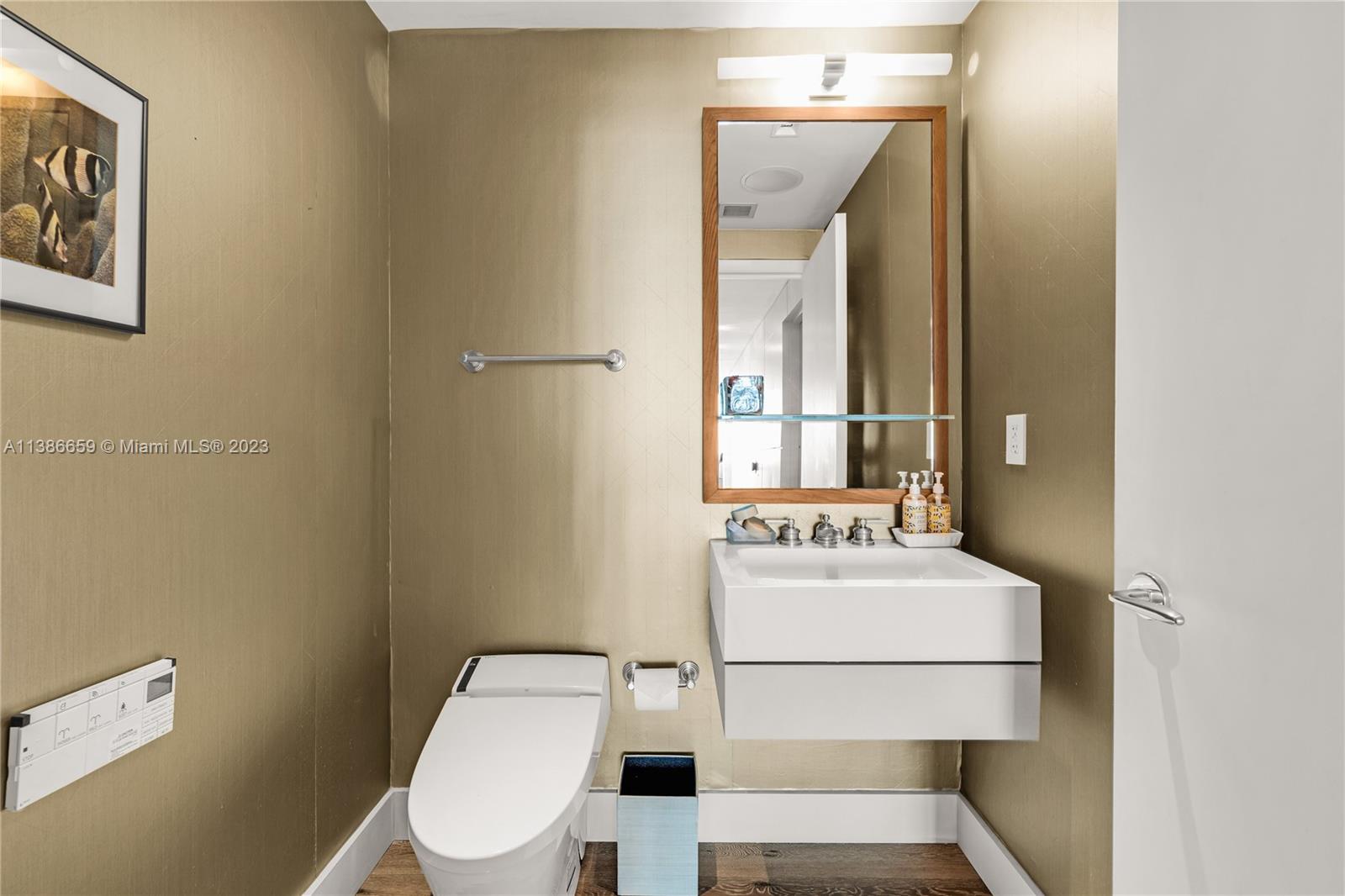 JADE OCEAN CONDO - Residential