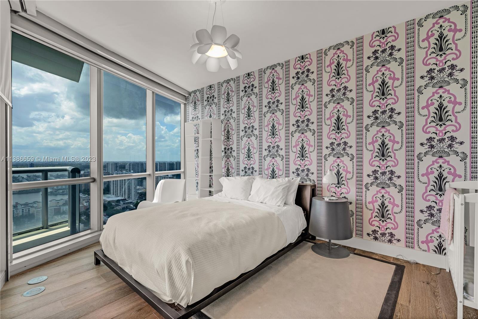 JADE OCEAN CONDO - Residential