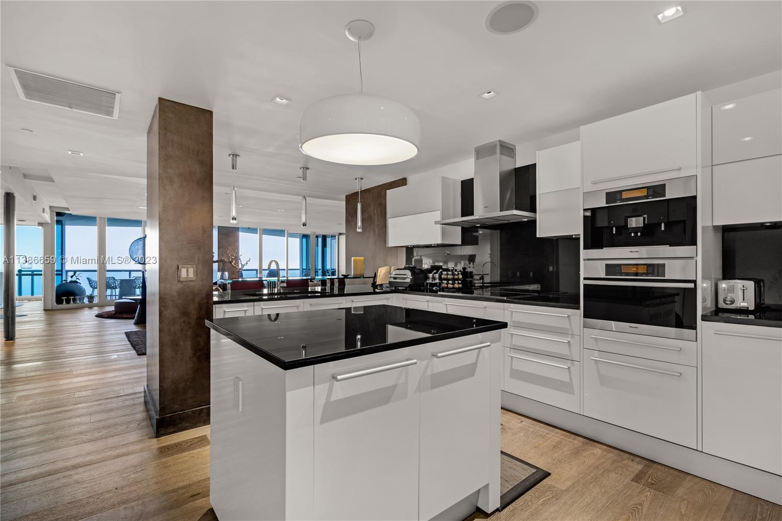 JADE OCEAN CONDO - Residential