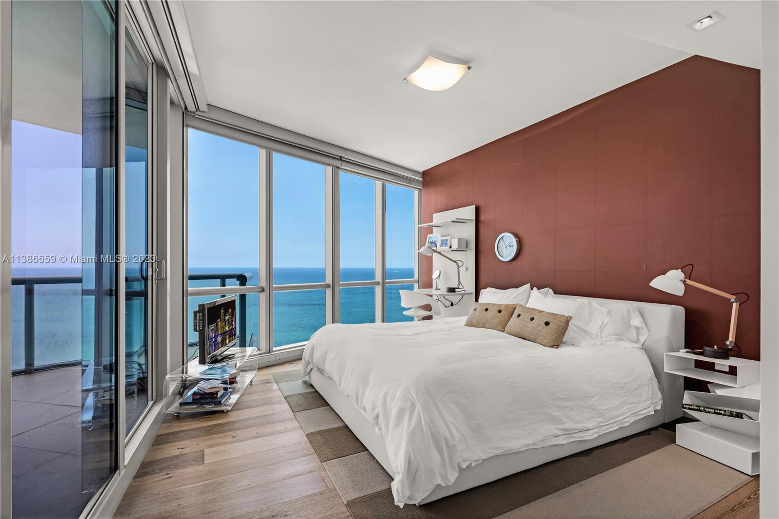 JADE OCEAN CONDO - Residential
