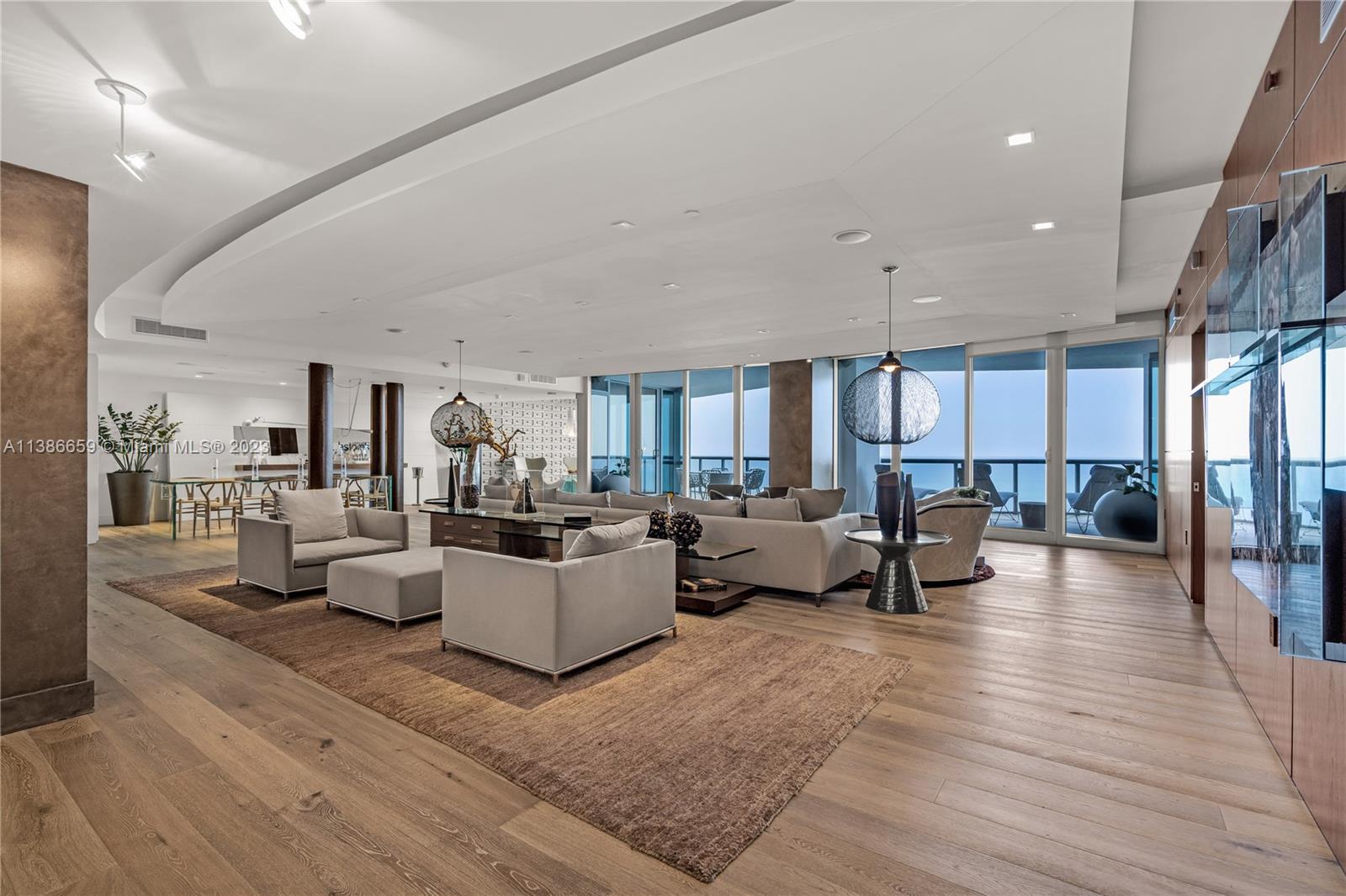 JADE OCEAN CONDO - Residential