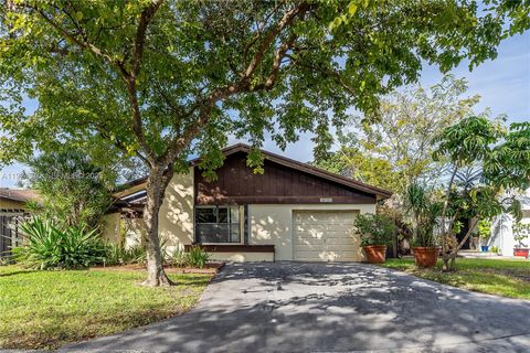 Photo of 13585 SW 114th Ter, Miami, FL 33186 (MLS # A11924676)