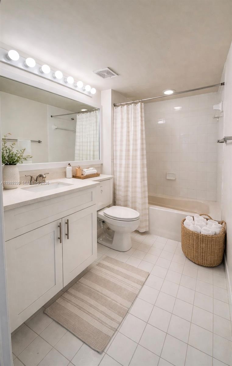 THE MARK ON BRICKELL COND - Residential