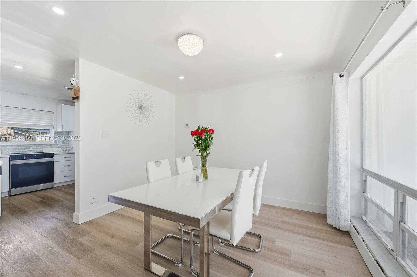 PLANTATION GARDENS 2ND SE - Residential