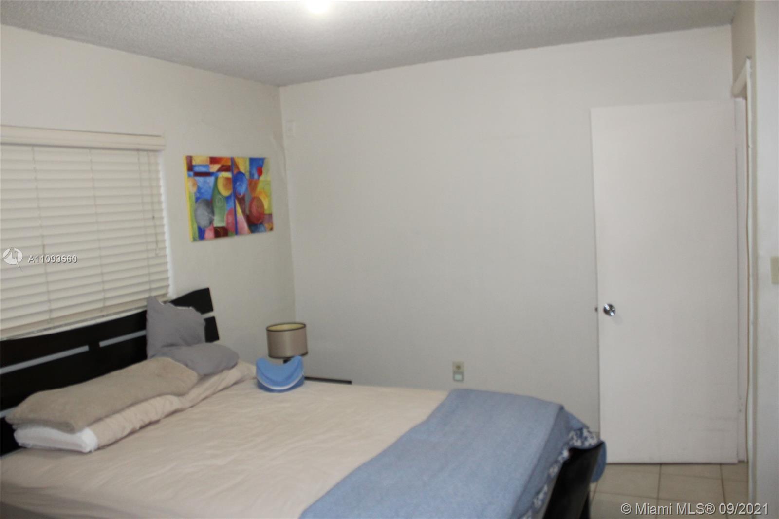 CORAL GABLES HEIGHTS - Residential