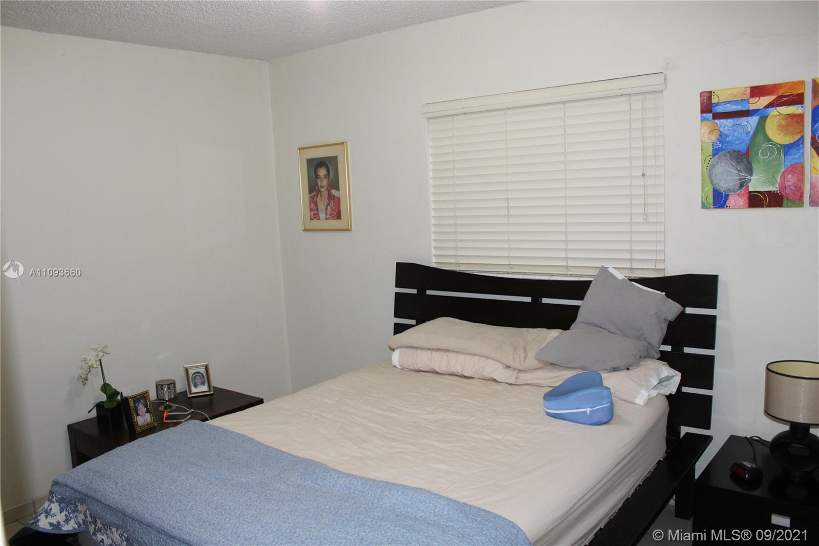 CORAL GABLES HEIGHTS - Residential