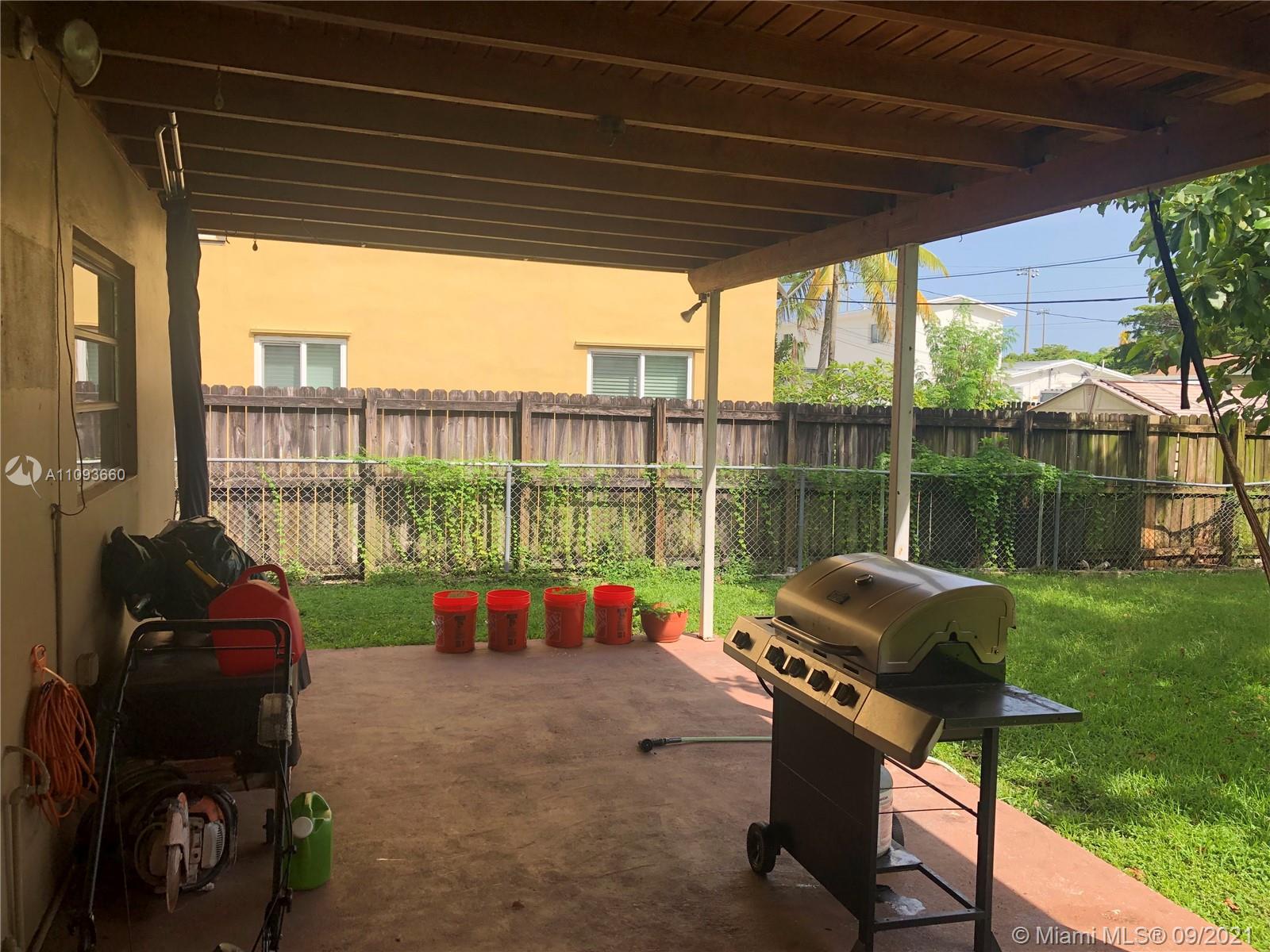 CORAL GABLES HEIGHTS - Residential